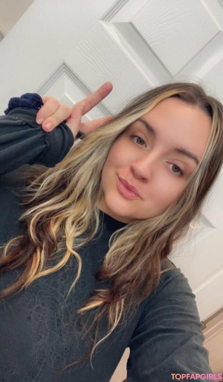 Oohkarlalala nude leaked OnlyFans photo #5