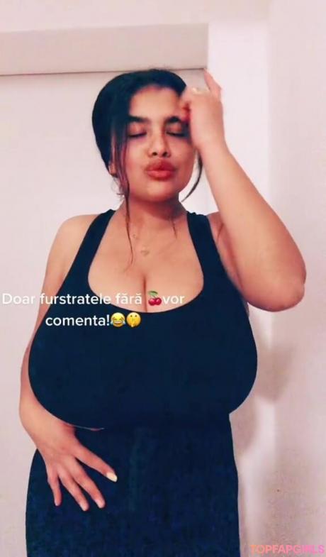 Melannia nude leaked OnlyFans photo #2