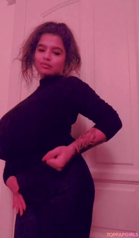 Melannia nude leaked OnlyFans photo #7