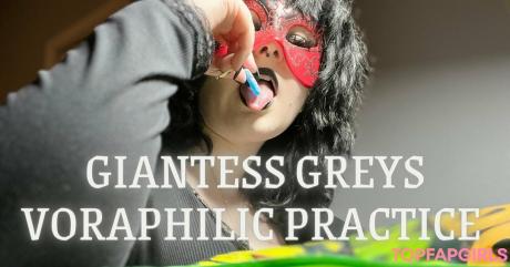 Gothgiantess nude leaked OnlyFans photo #4