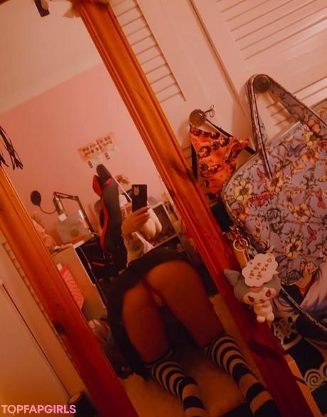 Afoxiegirl nude leaked OnlyFans photo #8