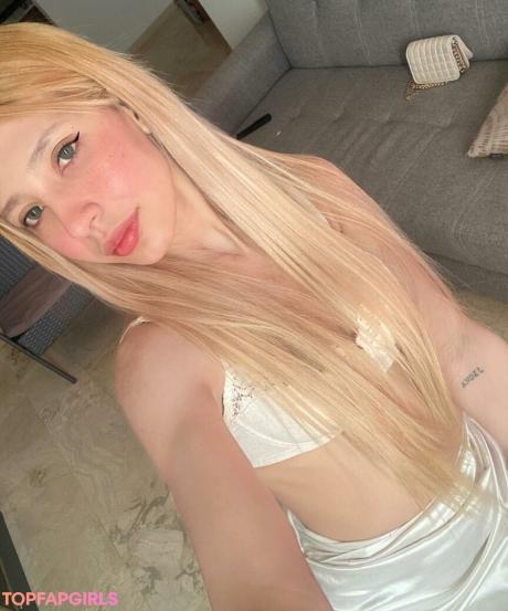 Jennifer nude leaked OnlyFans photo #7
