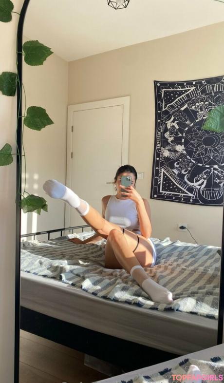 Vikkkess nude leaked OnlyFans photo #47
