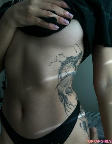 Vikkkess nude leaked OnlyFans photo #48