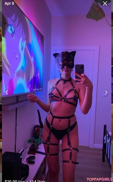 Vikkkess nude leaked OnlyFans photo #70