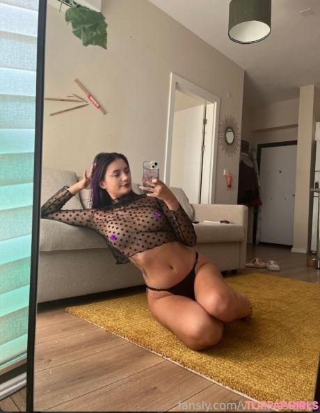 Vikkkess nude leaked OnlyFans photo #95
