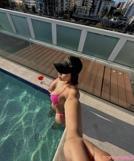 Oriana nude leaked OnlyFans photo #5