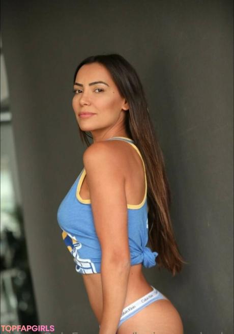Luciana nude leaked OnlyFans photo #4