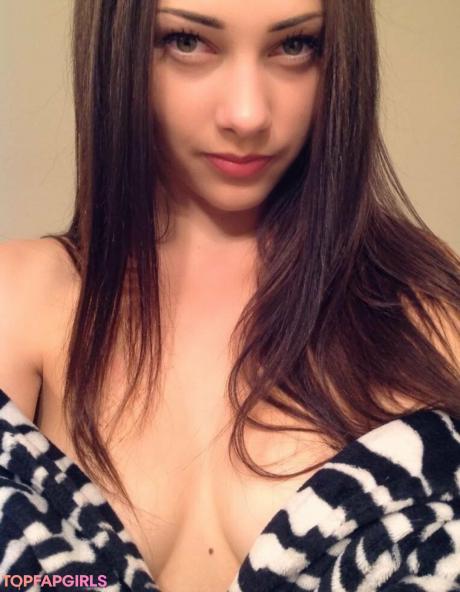 Avari nude leaked OnlyFans photo #3