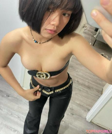 Vi.haiyenn nude leaked OnlyFans photo #10