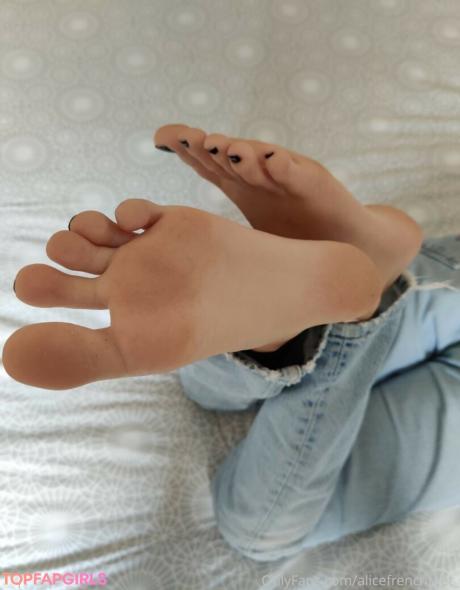 Alicefrenchfeet nude leaked OnlyFans photo #148