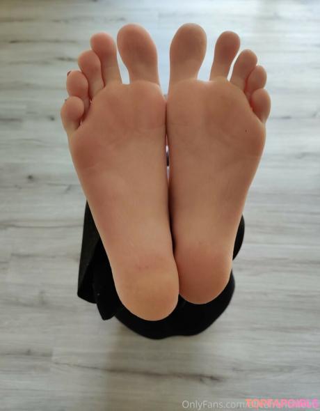 Alicefrenchfeet nude leaked OnlyFans photo #178