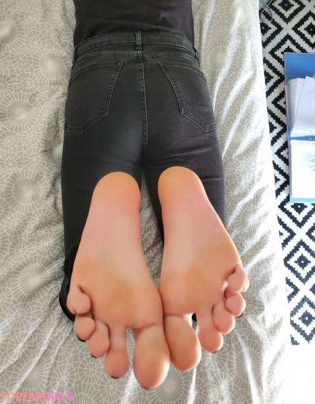 Alicefrenchfeet nude leaked OnlyFans photo #288