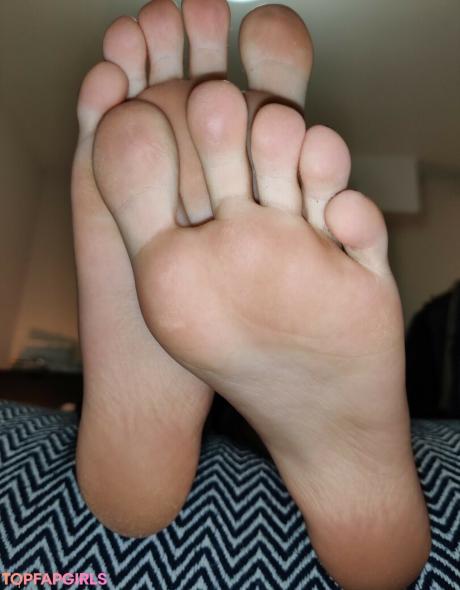 Alicefrenchfeet nude leaked OnlyFans photo #293