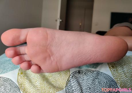 Alicefrenchfeet nude leaked OnlyFans photo #328