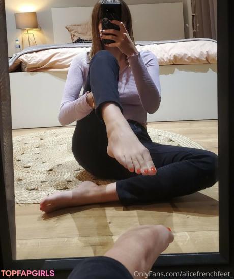 Alicefrenchfeet nude leaked OnlyFans photo #397