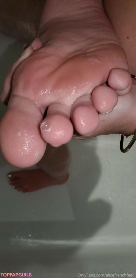 Alicefrenchfeet nude leaked OnlyFans photo #49