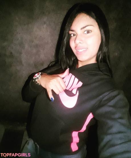 Evelim nude leaked OnlyFans photo #11