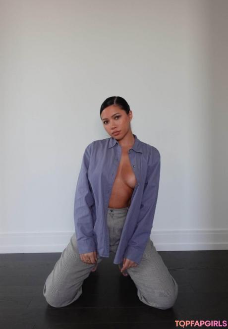Julia nude leaked OnlyFans photo #163