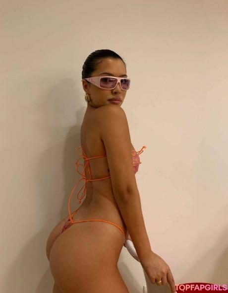 Julia nude leaked OnlyFans photo #379