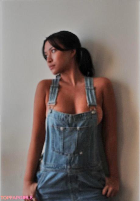 Julia nude leaked OnlyFans photo #45
