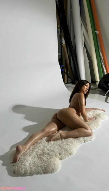 Julia nude leaked OnlyFans photo #494