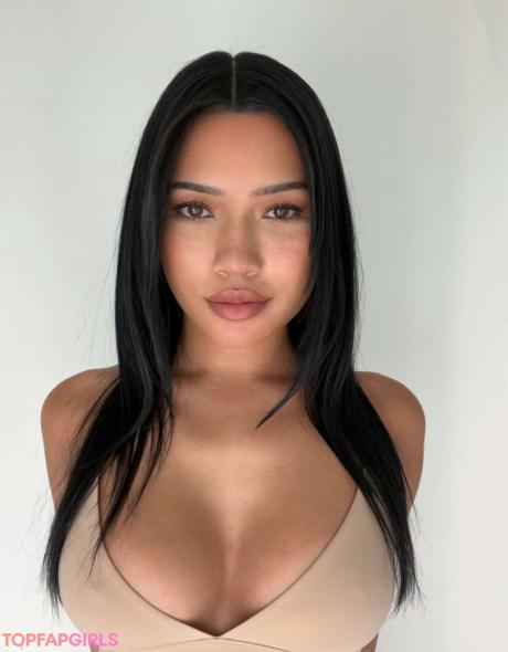 Julia nude leaked OnlyFans photo #55