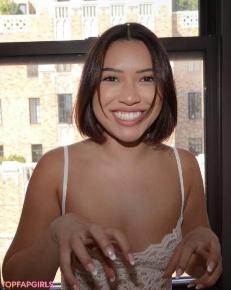 Julia nude leaked OnlyFans photo #551