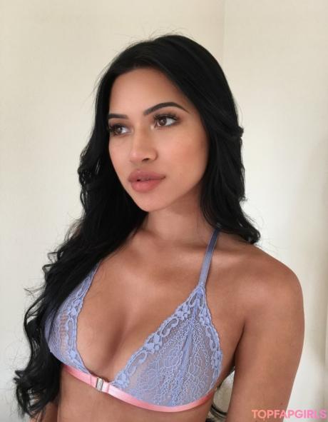 Julia nude leaked OnlyFans photo #60
