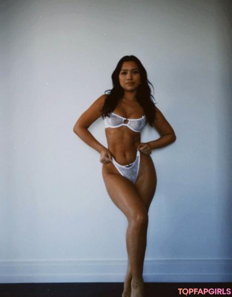Julia nude leaked OnlyFans photo #76