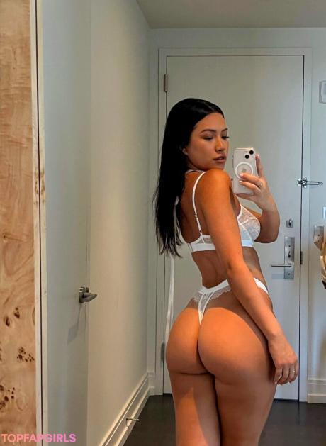Julia nude leaked OnlyFans photo #779