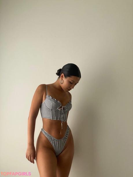 Julia nude leaked OnlyFans photo #863