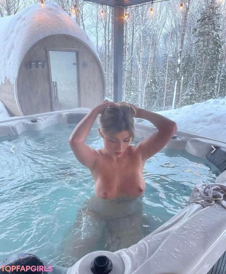Noemie nude leaked OnlyFans photo #8