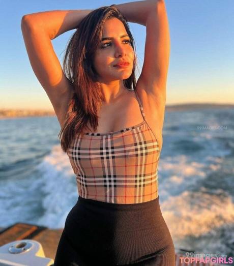 Ashu nude leaked OnlyFans photo #29