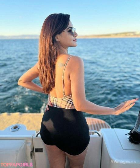 Ashu nude leaked OnlyFans photo #7
