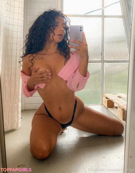 Pacizuniga nude leaked OnlyFans photo #13