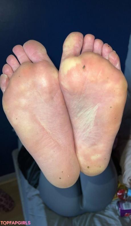 Queen nude leaked OnlyFans photo #6
