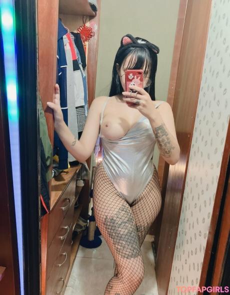 Qemasylavez1qy2 nude leaked OnlyFans photo #6