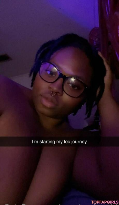 Gawdessbambi nude leaked OnlyFans photo #3
