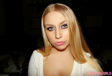 Rhiannon nude leaked OnlyFans photo #21