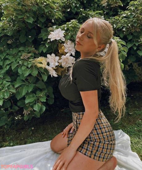 Rhiannon nude leaked OnlyFans photo #45