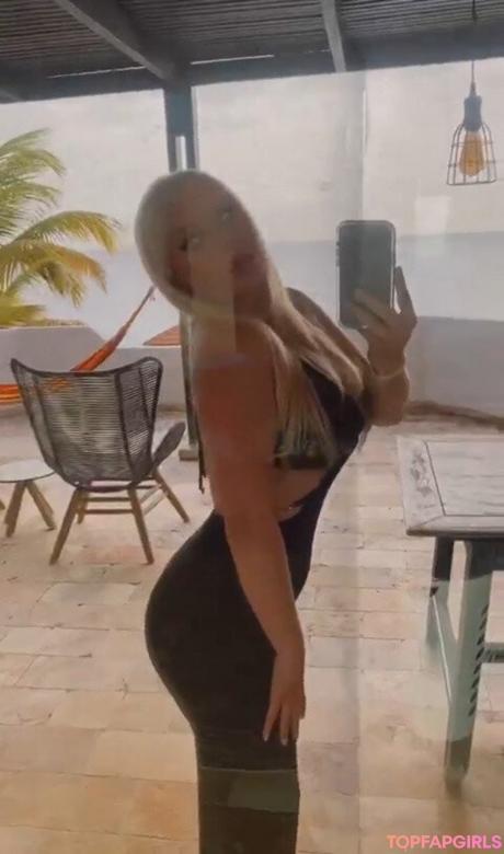 Rhiannon nude leaked OnlyFans photo #5
