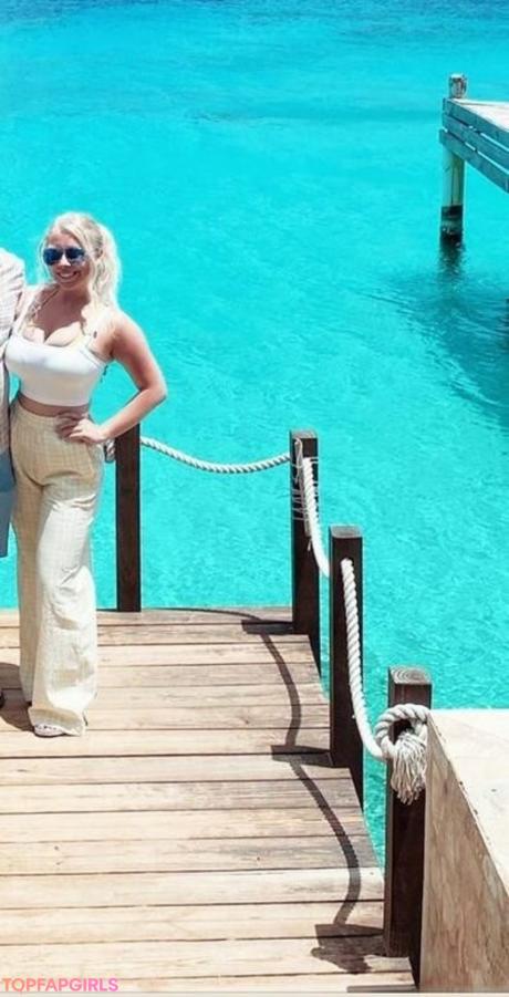 Rhiannon nude leaked OnlyFans photo #76