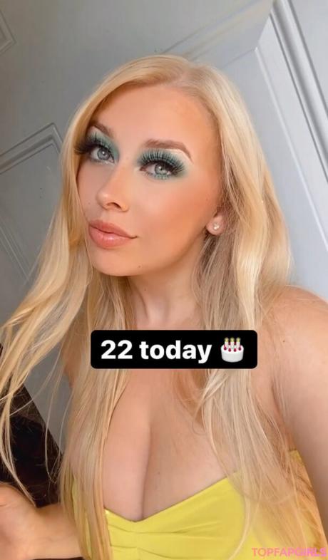 Rhiannon nude leaked OnlyFans photo #84