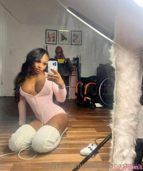 Tsfoxyanastasia nude leaked OnlyFans photo #9