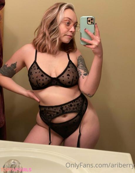 Ariberry nude leaked OnlyFans photo #86