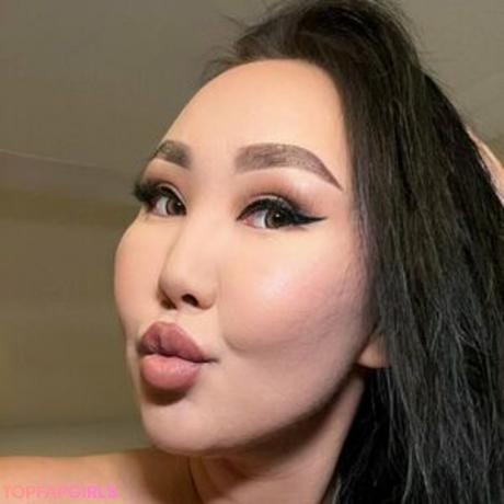 Chinimamasita nude leaked OnlyFans pic