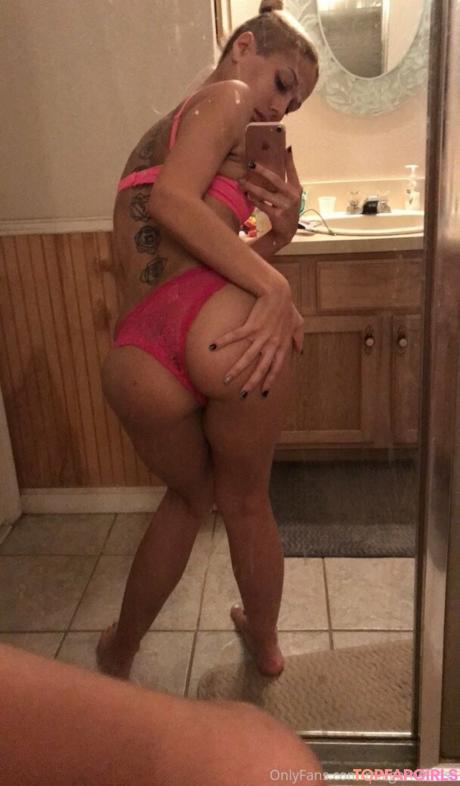 Realgarnetrose nude leaked OnlyFans photo #350