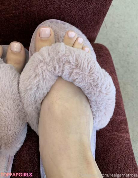 Realgarnetrose nude leaked OnlyFans photo #42