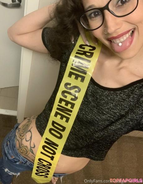 Realgarnetrose nude leaked OnlyFans photo #62
